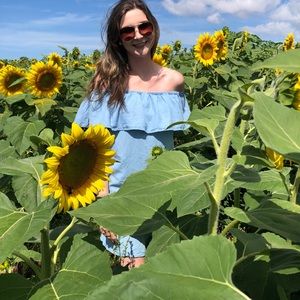 Meet your Posher, Kaila